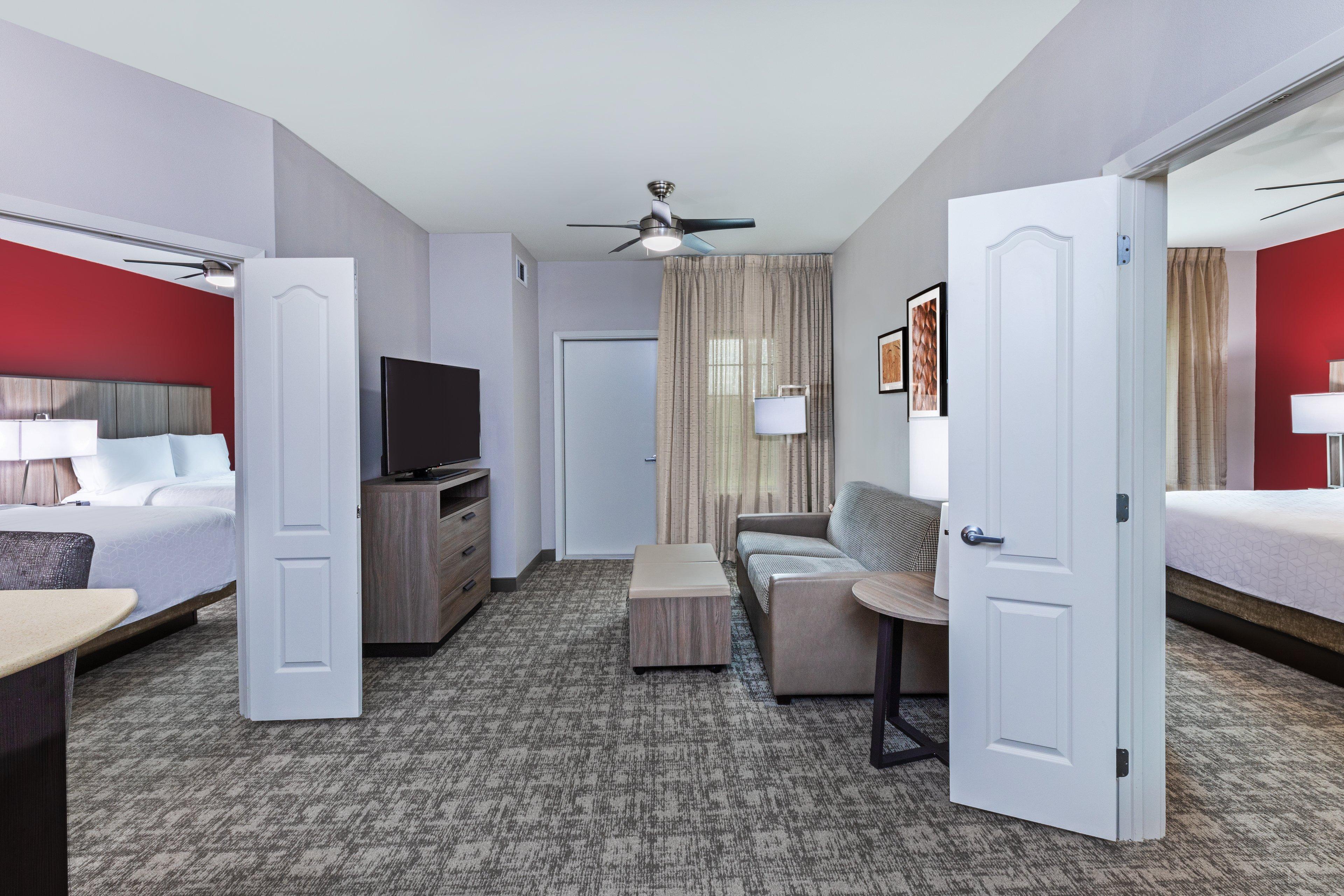 Staybridge - Houston Iah Airport East By Ihg Hotel 3*